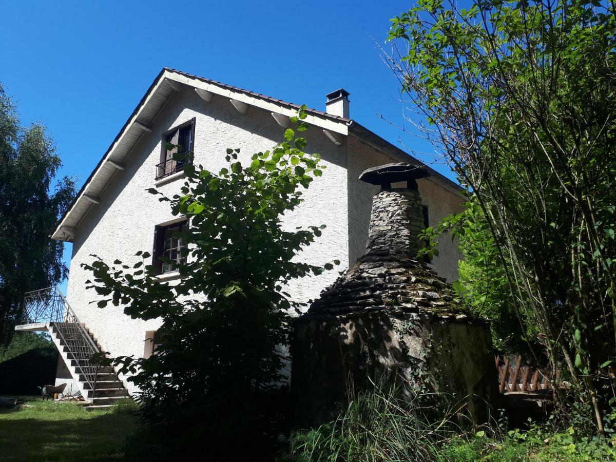 Location De Vacances A Gourdon En Bouriane Eksteriør billede